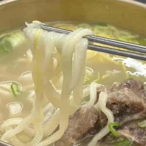 평이담백뼈칼국수 사진