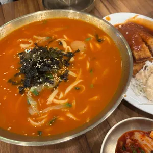 소문난중앙칼국수 대표 사진