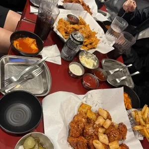 깐부치킨 사진 1