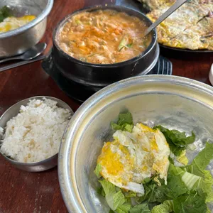 느티나무식당 사진