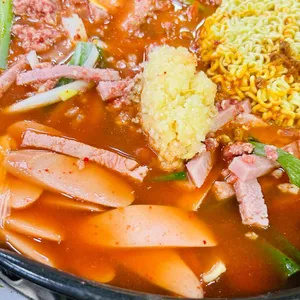 최네집 사진 1