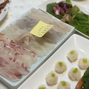 동남횟집 사진 1