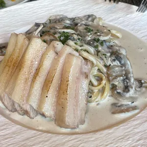 더 사르다 사진