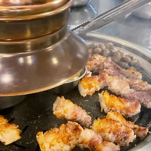 모던꿀꿀 리뷰 사진