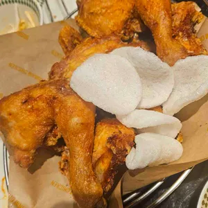 보드람치킨 대표 사진