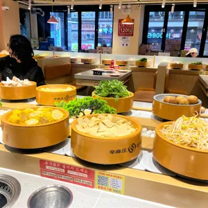 신마장 회전훠궈뷔페 사진