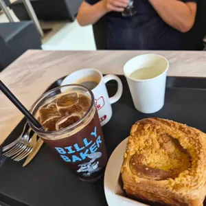 빌리베이커 사진 1