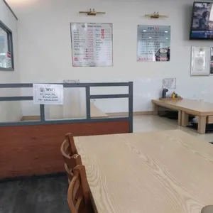 육뚝빼기국밥막국수 리뷰 사진