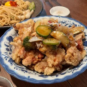 버튼업 바 앤 키친 대표 사진