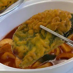 엠제트세대떡볶이치킨 사진