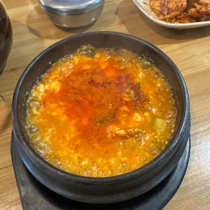유가네뽕잎칼국수 대표 사진