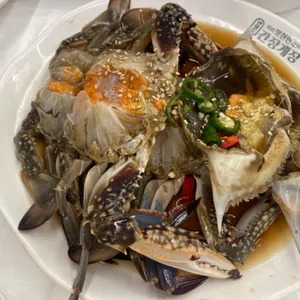 명현만의 간장게장 사진 1