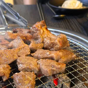 황제숯불갈비 사진