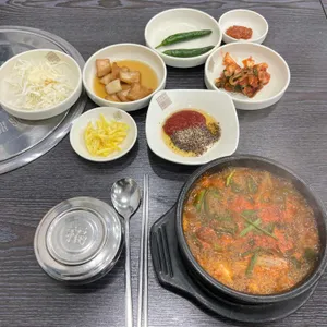 용피리 흑염소 대표 사진