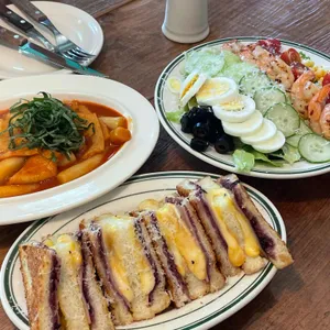 홀리데이홀릭 사진 1