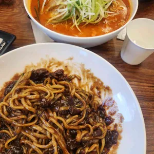 청안로 대표 사진