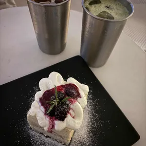 셀렉티드 닉스 대표 사진