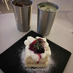 셀렉티드 닉스 사진