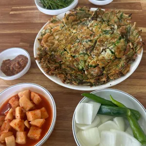 김명자굴국밥 대표 사진