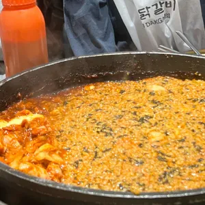 장인닭갈비 사진