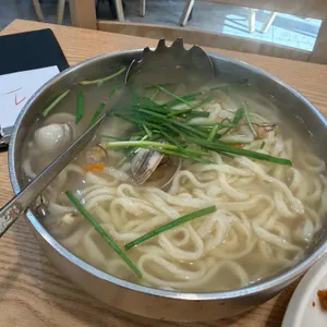 온천칼국수 사진