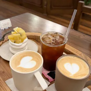 프리앙 FRIAND 사진