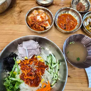 먹돌고기국수 사진 2