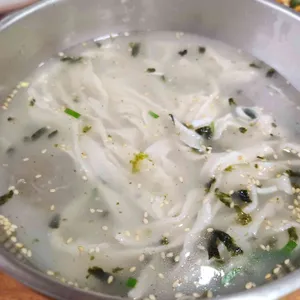 옹심이칼국수 사진