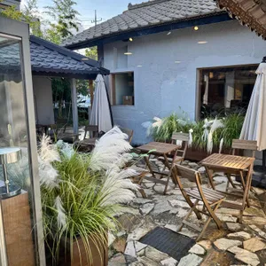 챔프스페이스 커피로스터스 베리도넛 리뷰 사진