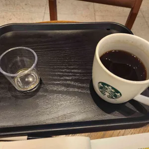 스타벅스 사진 1