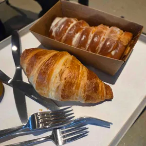 돈대카페 아웃포스트 사진