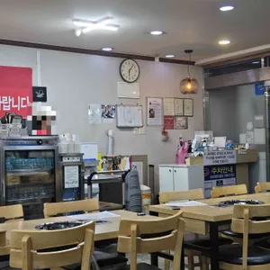 돌솟해물뼈찜 리뷰 사진