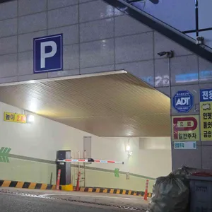 돌솟해물뼈찜 리뷰 사진