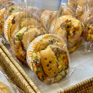 베즐리 대표 사진