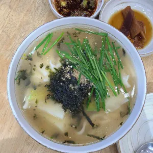 불국사할머니손칼국수 사진 1