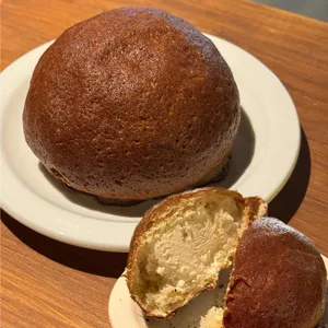 레브리 대표 사진