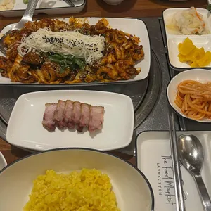 봉탁항아리바비큐 불쭈꾸미 대표 사진