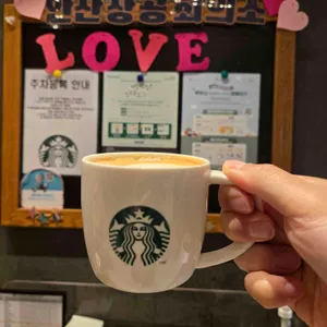 스타벅스 사진 2