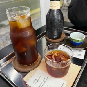 로스터리 에센티아 리뷰 사진