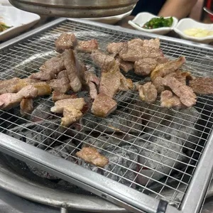 홍천조박사화로구이 사진