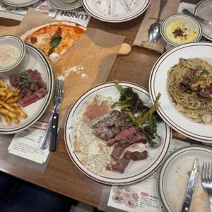 매드포갈릭 대표 사진