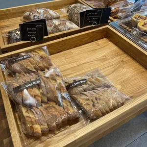 다스브로트 리뷰 사진