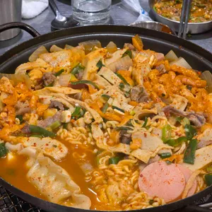 꼼장옥 대표 사진