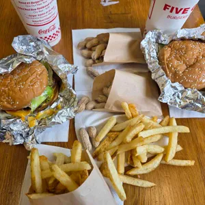 파이브가이즈 사진 2