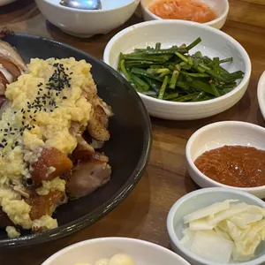 동부왕족발 사진