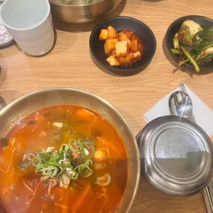 어반뭉티기 대표 사진