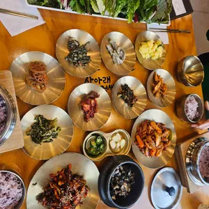 산아래 우렁쌈정식 사진 2