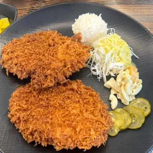 짱이네매콤돈가스냉면 사진 1