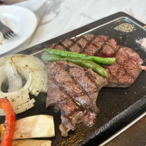 라라코스트 사진