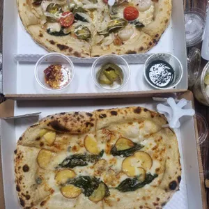 나폴리원피자 리뷰 사진